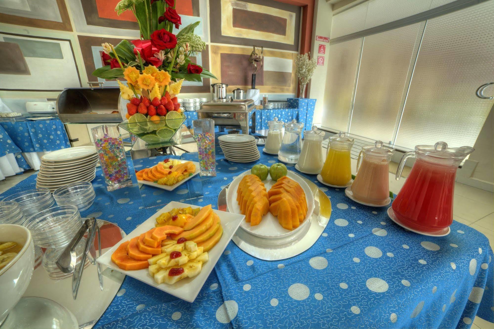 Hotel Regina Cochabamba Kültér fotó